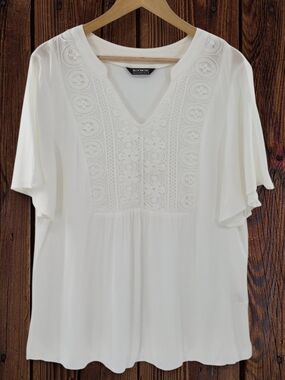 BloomChic White Lace Babydoll Blouse Rayon 14-16 Flowy Cottagecore Peasant Top